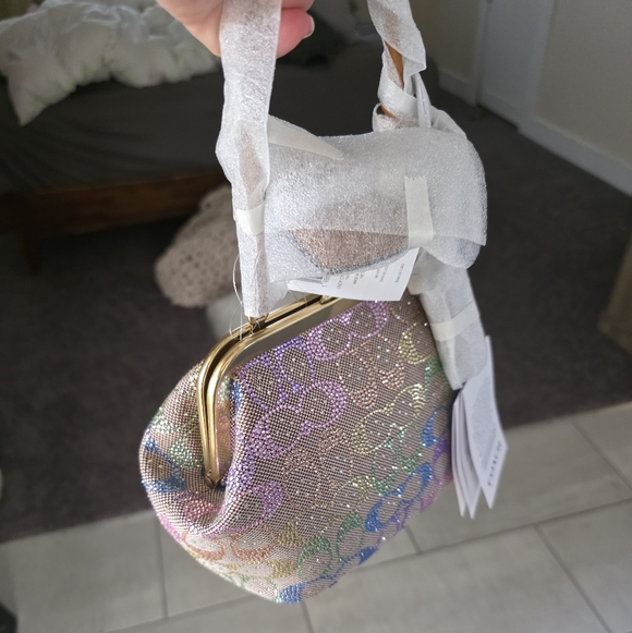 NWT AUTHENTIC COACH Rainbow Crystal Candy Kisslock 16 Pastel NEW - Picture 7 of 17